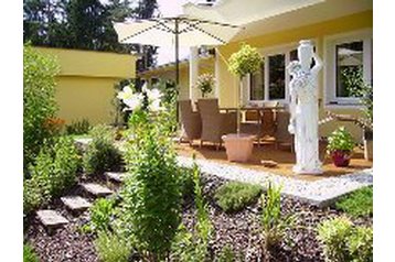 Austria Privát Eberndorf, Exterior